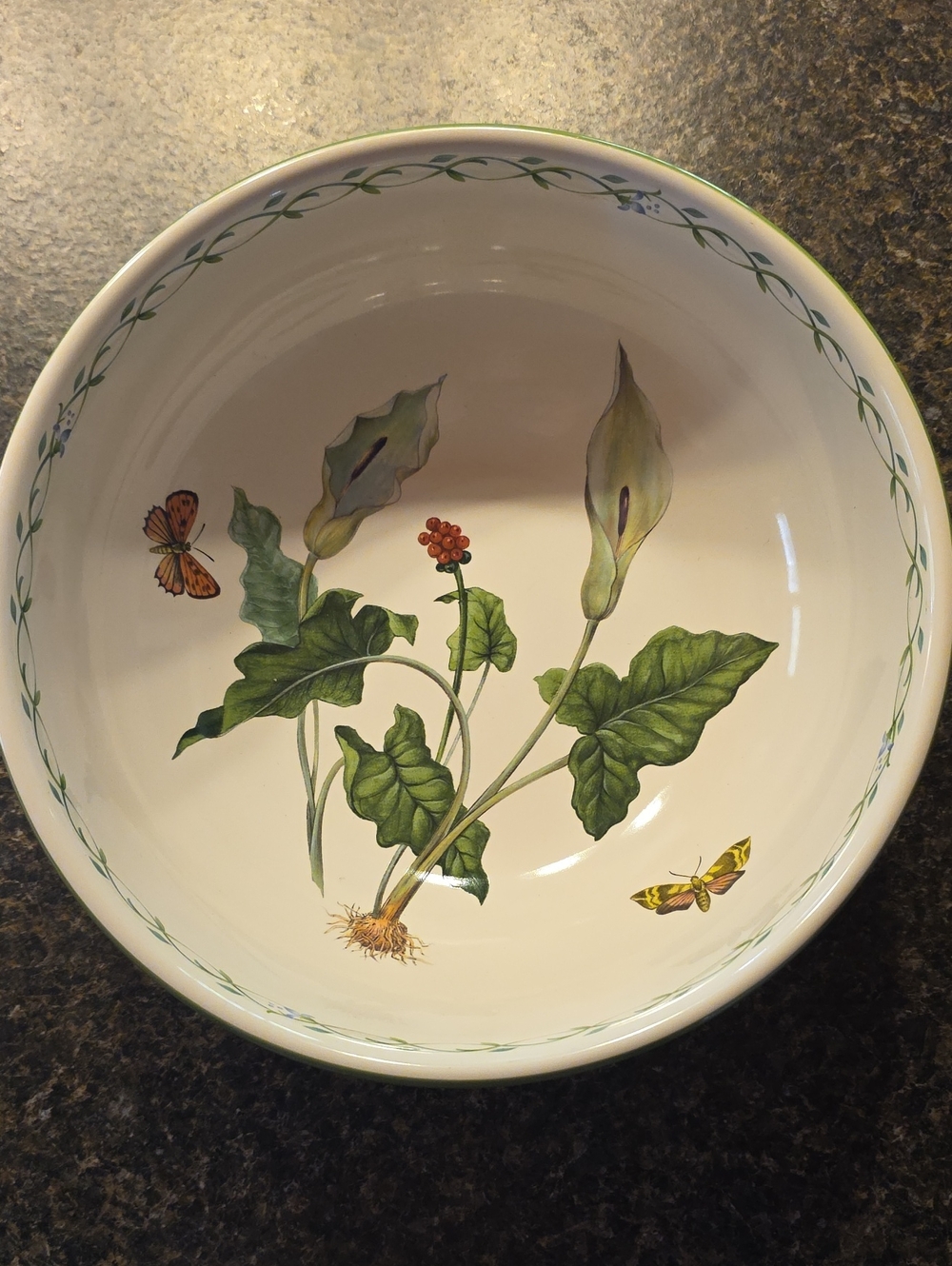 Studio Nova 11' Salad /Serving Bowl.